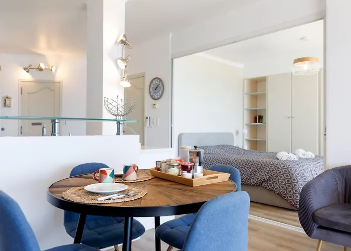 Juan Les Pins Vue Sur Lazur Appartamento Antibes